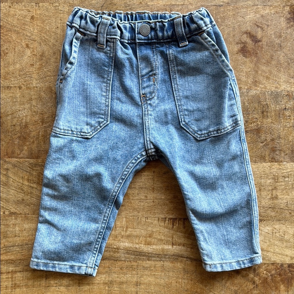 Relaxed Fit Jeans || H&M